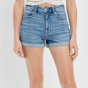 American Eagle Mom short
